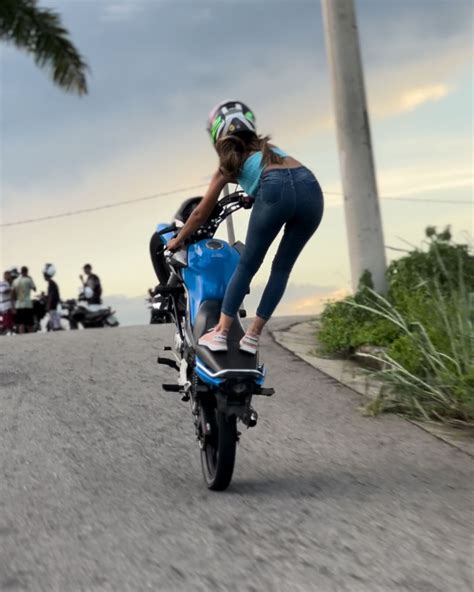 Joyce Oliveira | Eu vou ficar contigo 😍🔥 | Instagram