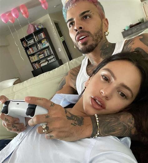 Rosalía y Rauw Alejandro confirman relación y celebran públicamente su amor