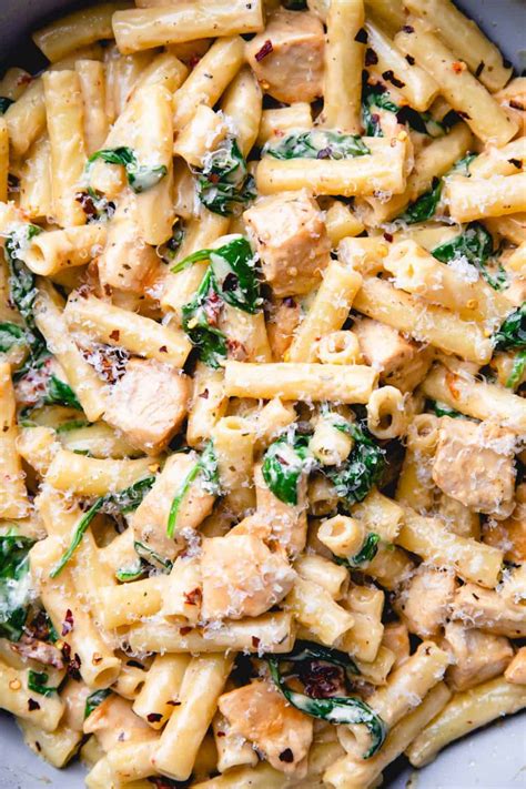 Creamy Tuscan Chicken Pasta - Veronika's Kitchen