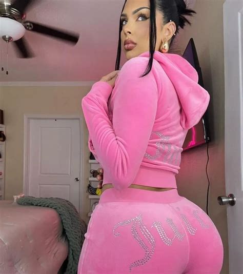 Model who 'gave sex act to seven NBA players in one night' flaunts boobs in hottest snaps ...