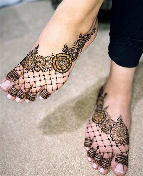 Feet Henna Designs For Beginners