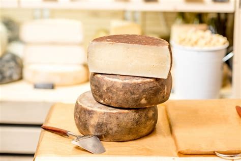 Fromage Dur Traditionnel