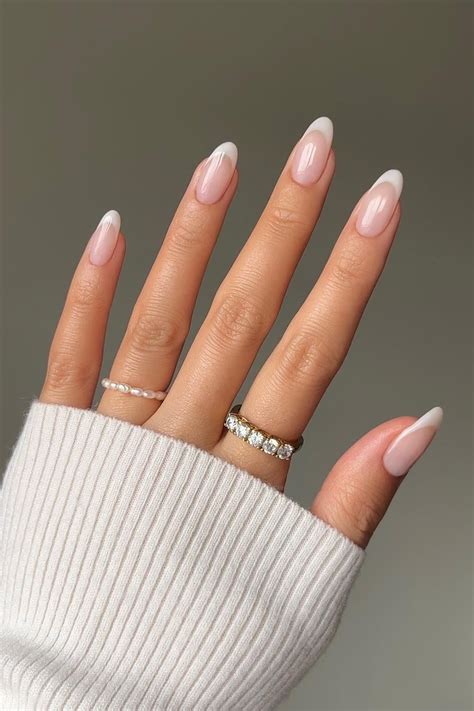 40+ Dip Powder Nail Ideas - the gray details