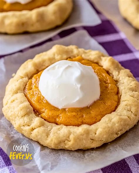 Crumbl Pumpkin Pie Cookies