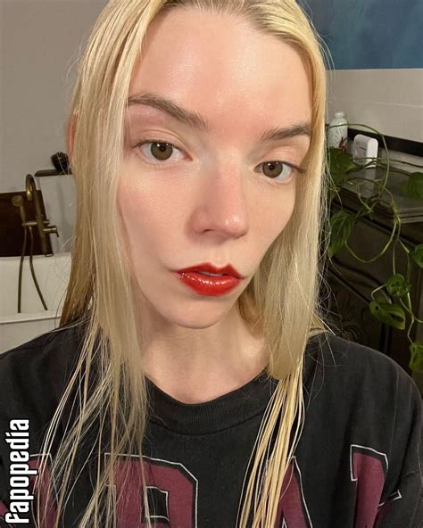 Yourbarbiegirl69 Leaked Nudes