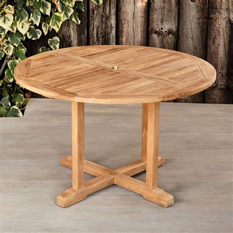 Teak Outdoor Round Table & Chairs Sets | For Pubs, Hotels & Golf Clubs