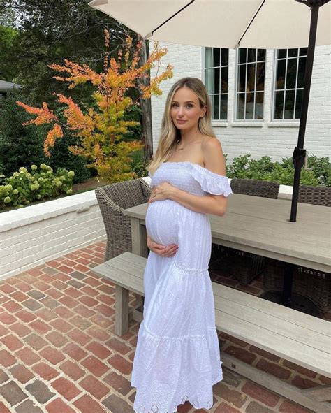 Pregnant Lauren Bushnell, Chris Lane reveal second baby's sex