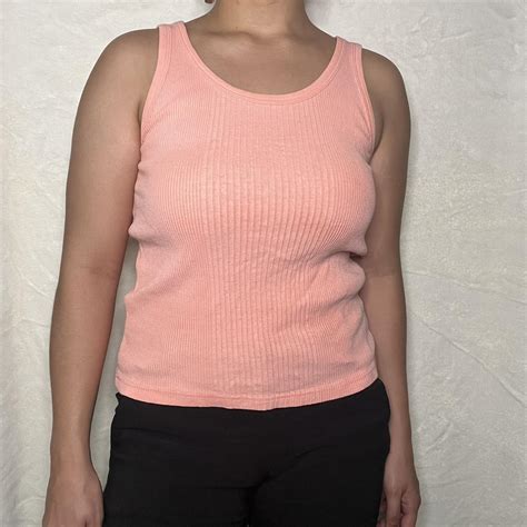 Women's Pink Vest | Depop