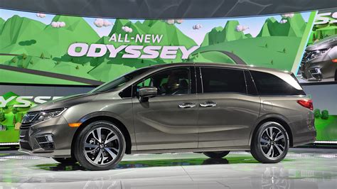 PREVIEW: 2018 Honda Odyssey Minivan Makes World Debut