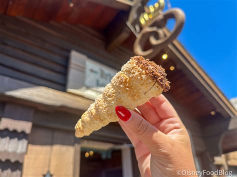 These Disney 'Tangled'-Inspired Lego Flower Sets on Amazon Are SUPER ...