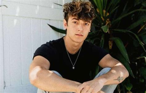 Bryce Hall height, age, bio, wiki, girlfriend, net worth and latest ...