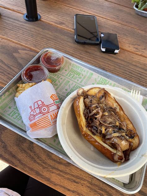 Next Level Veggie Grill - Denver Colorado Restaurant - HappyCow