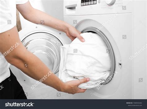 28,484 Wash Bedding Images, Stock Photos & Vectors | Shutterstock