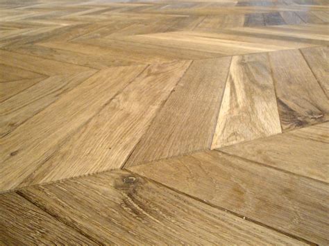 Exploring The Benefits Of French Oak Hardwood Flooring - Flooring Designs