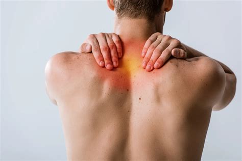 Effective Ways to Manage Upper Back Pain Caused by Pneumonia