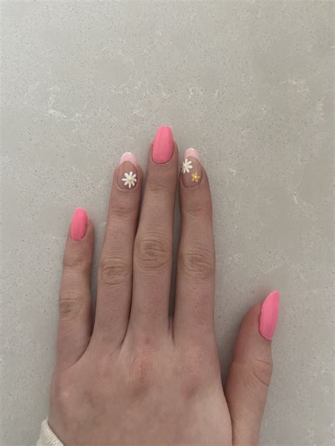 Preppy Nail Designs – Vibrant Guide