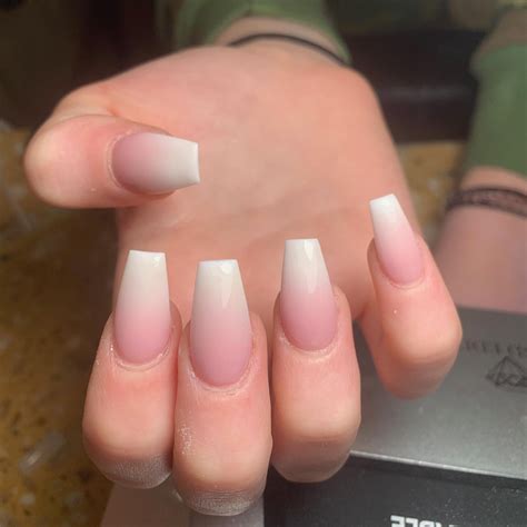 🛀 Classic Nails and Spa