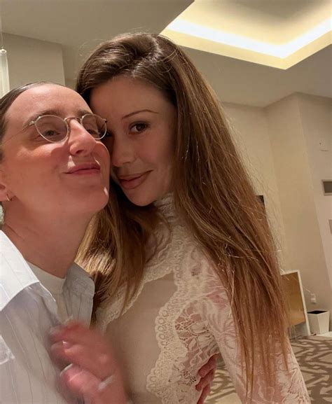 Gabby Windey Is Married! The 'Bachelorette' Star Secretly Marries Robby ...