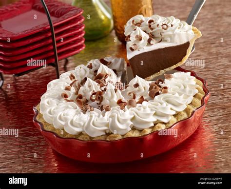 Cream hi-res stock photography and images - Alamy