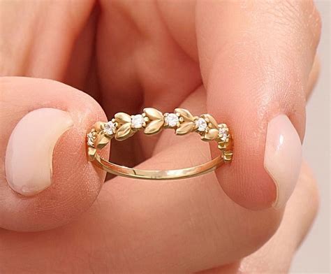 vylahjewellery Classic Round Cut Moissanite Diamond Wedding Ring and ...