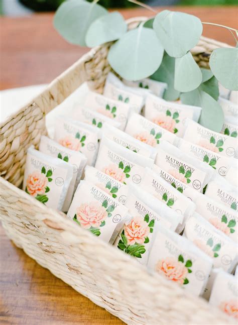 Cheap Wedding Favors Pictures at Summer Hawk blog