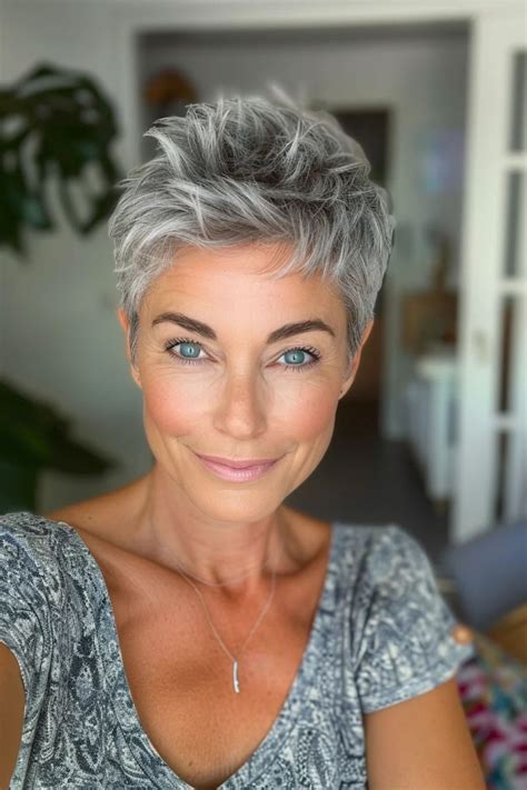 25 Gray Pixie Hairstyles for the Modern Chic Woman | Haircut gray hair ...