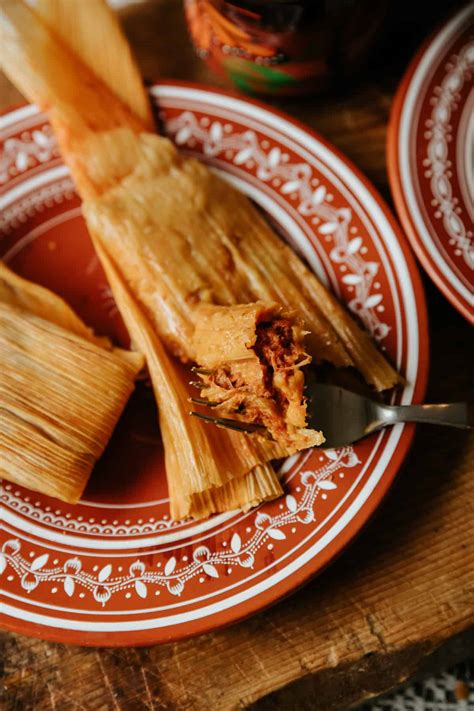 Authentic Mexican Pork Tamales Rojos Recipe (2025)