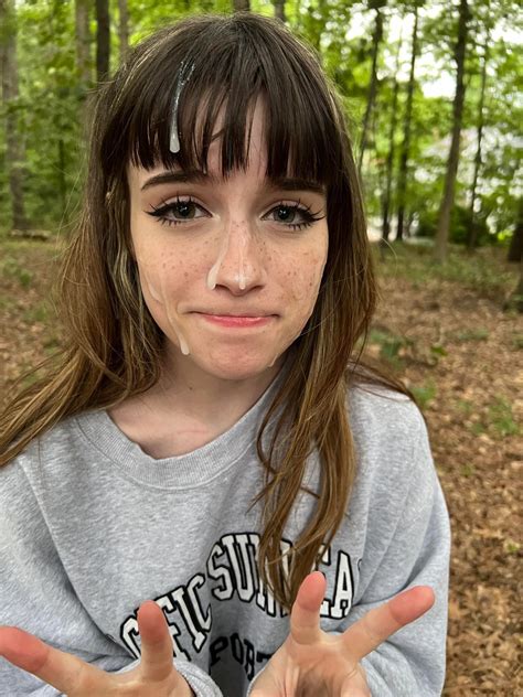 [discord] let's trade porn and celebs and jerkoff together. I can show off my 7.5 inches dick if ...