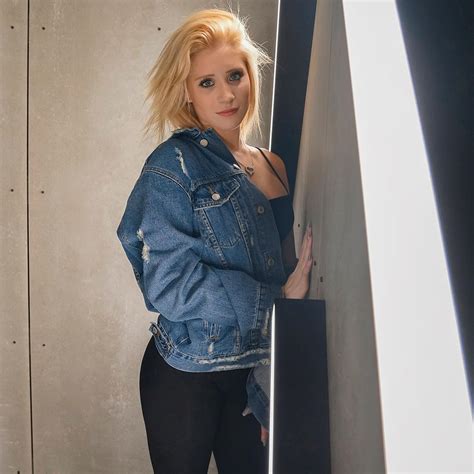 Lizzy Wurst Sexy Pictures - OnlyFans Leaked Nudes