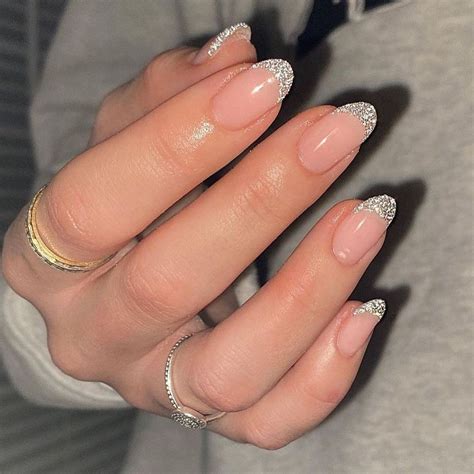 Glitter French Tip Almond Nails: 30 Latest Glitter French Tip Nail ...