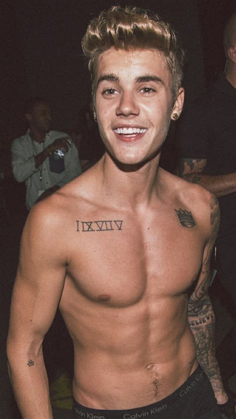 Pin de ㅤ em jb | Justin bieber, Álbuns justin bieber, Estilos de roupas ...