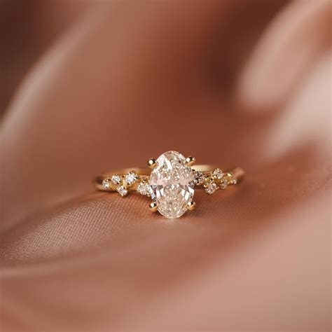 Kavalri Jewellery - Diamond Engagement Rings on Instagram: "Dainty and ...