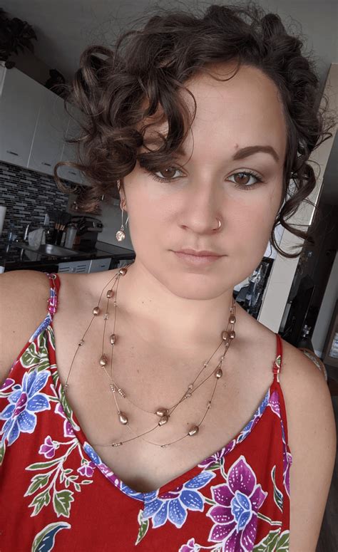 What do you want to see from a church wife like me? 🙈 : r/ChurchWife