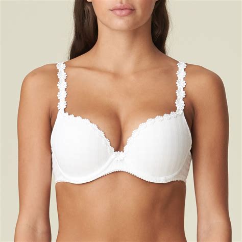 32a Breast Size Photos