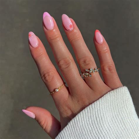Almond Nails: 61 Stunning Ideas for Every Style in 2023
