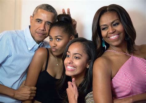All About Barack and Michelle Obama's 2 Daughters, Malia and Sasha Obama