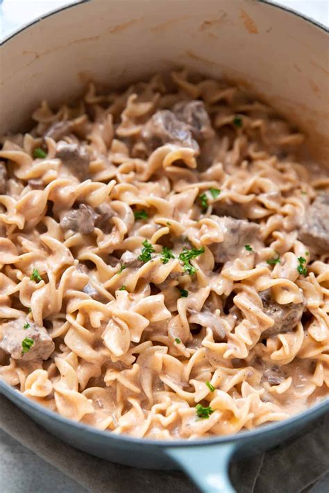 What Does Beef Stroganoff Taste Like?