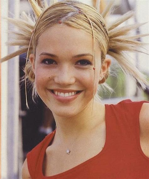 Pin by Shannon S. on The 90's in 2024 | 2000s hairstyles, 90s ...