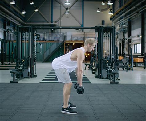 Dumbbell Romanian deadlift - Changing Life