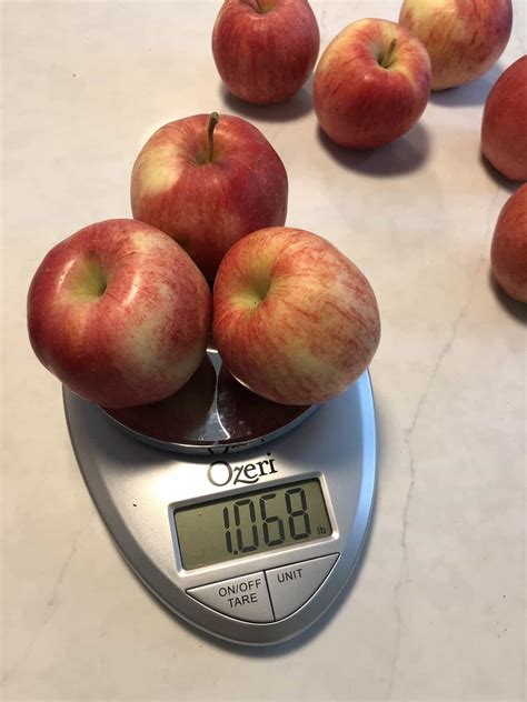 Gala apples 🍎 🌟 Discover the crunch and sweetness of this popular variety