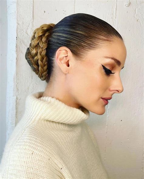 Pin by Charmaine Manse Simpson on Olivia is EVERYTHING | Slicked back ...