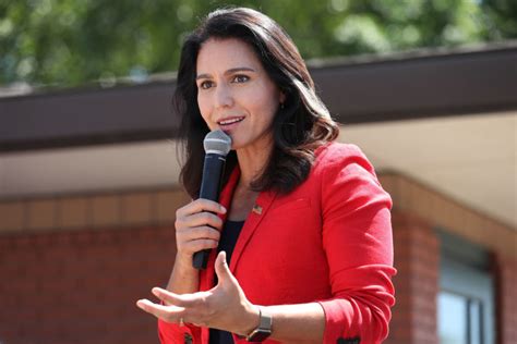 Tulsi Gabbard Biography, Age, Height, Family, Marriage, Salary, Net ...