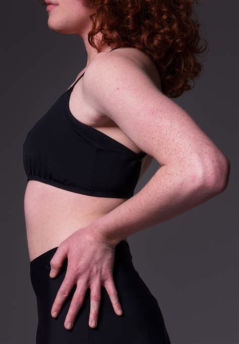 Non Binary swimwear. Comfortable and inclusive | UNTAG