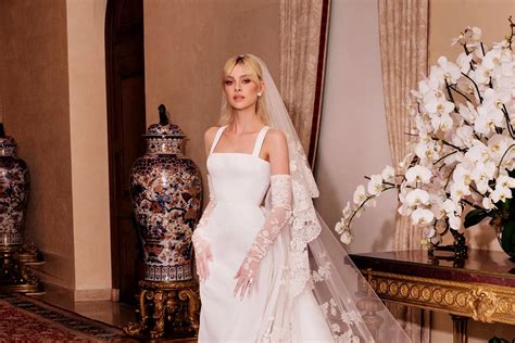 The Best Celebrity Wedding Dresses Of 2022 | Vogue Australia