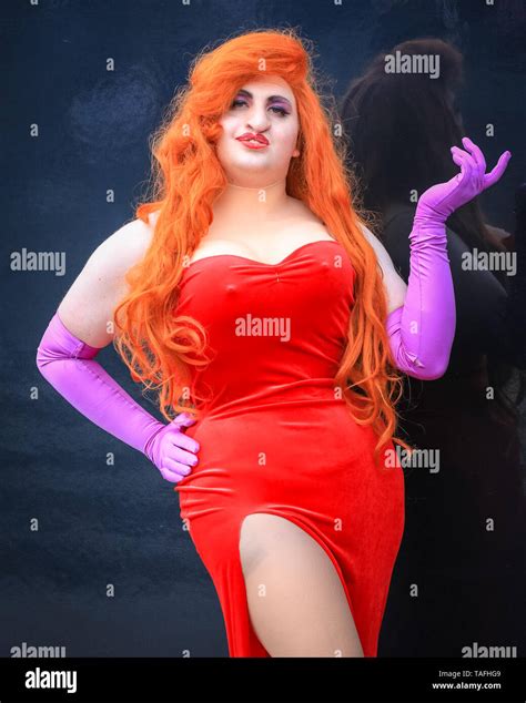 Jessica rabbit hi-res stock photography and images - Alamy