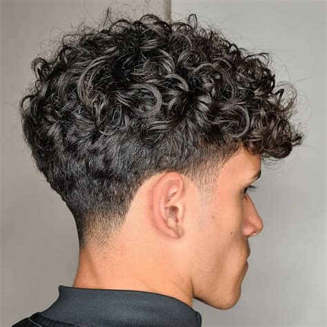 Low Taper Wavy Hair