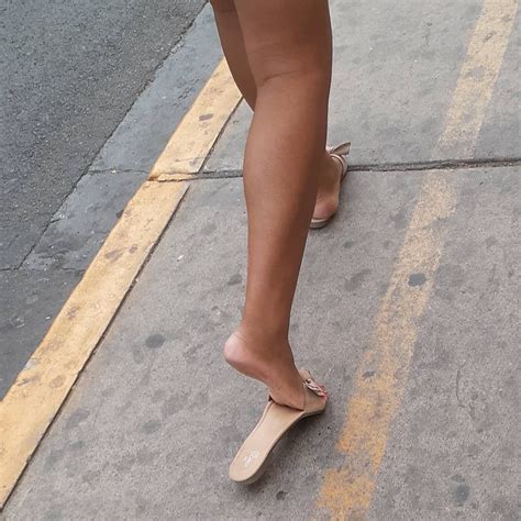 Feet Soles, Women's Feet, High Arch Feet, Gold Flat Sandals, Extreme High Heels, Barefoot Girls ...