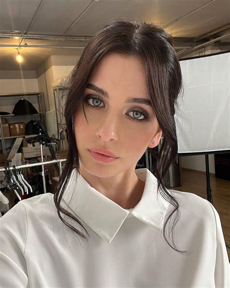 The Cutie Collective - Selfie by Ellie IG: Elkakosmoss Represented by...