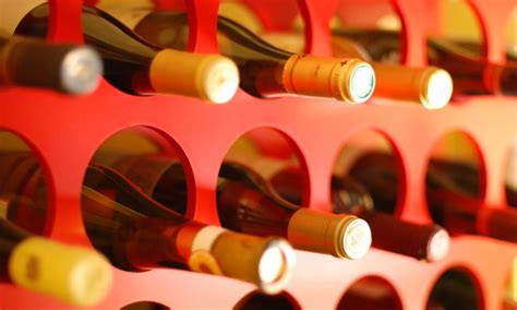 Easy DIY Fire Starters, Plus 9 More Ways to Reuse Old Wine Corks « MacGyverisms :: WonderHowTo