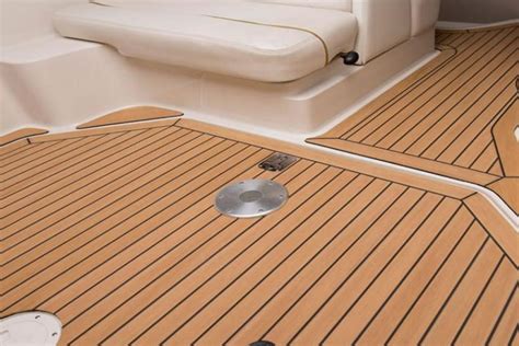 5 Types of Boat Flooring Materials for your Pontoon! | Boat flooring ...